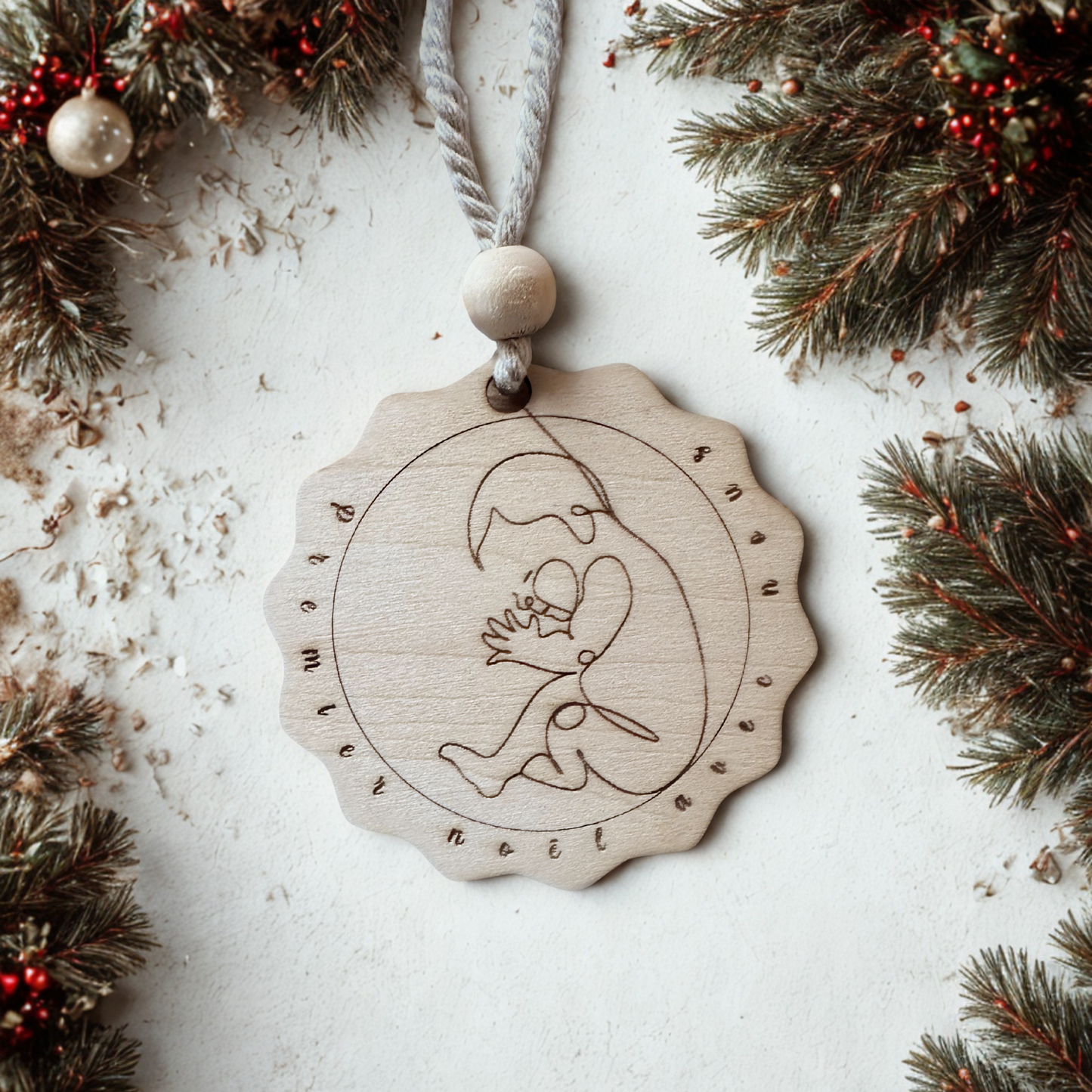 Boule de Noël femme enceinte