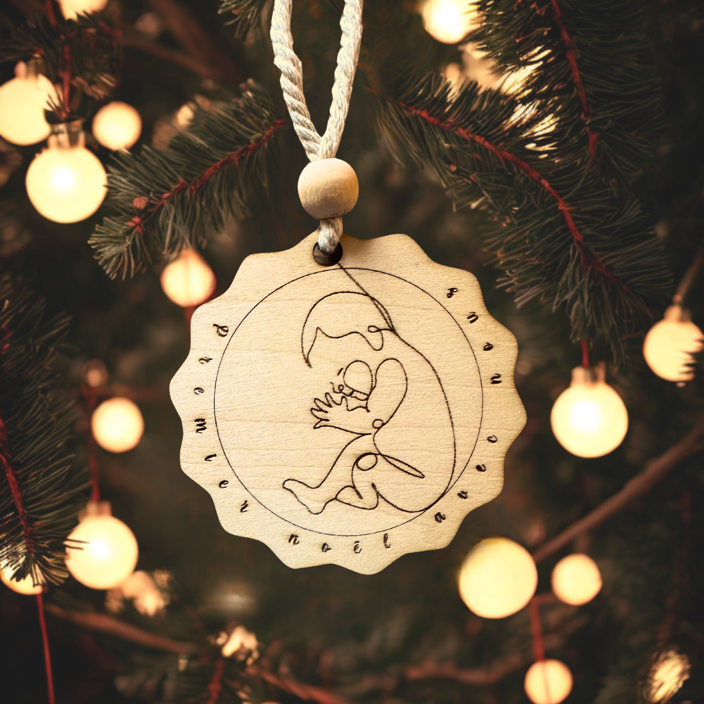 Boule de Noël femme enceinte